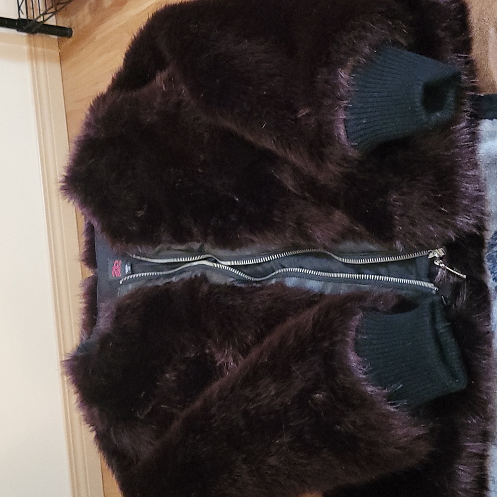 Bebe xs Faux Fur Jacket